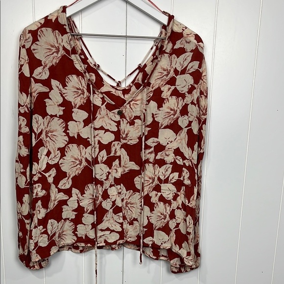 Billabong Womens Top M Sienna/Cream Pullover Crinkle Fabric Floral Print Relaxed - Picture 1 of 13